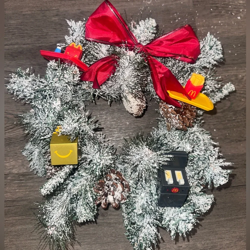 NWT McDonald’s ornaments Inspired 12in Christmas Wreath